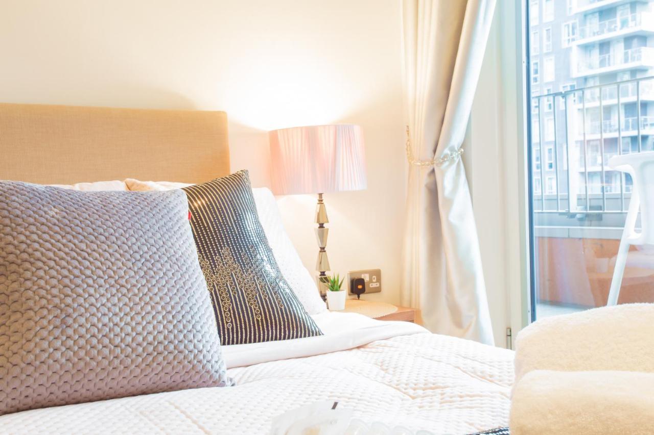 River Walk Suite - Canary Wharf Лондон Екстериор снимка